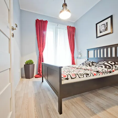 E-apartamenty Mtp Apartman Poznań